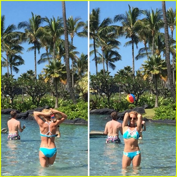 Britney Spears Shows Off Her Bikini Body in Hawaii on Easter