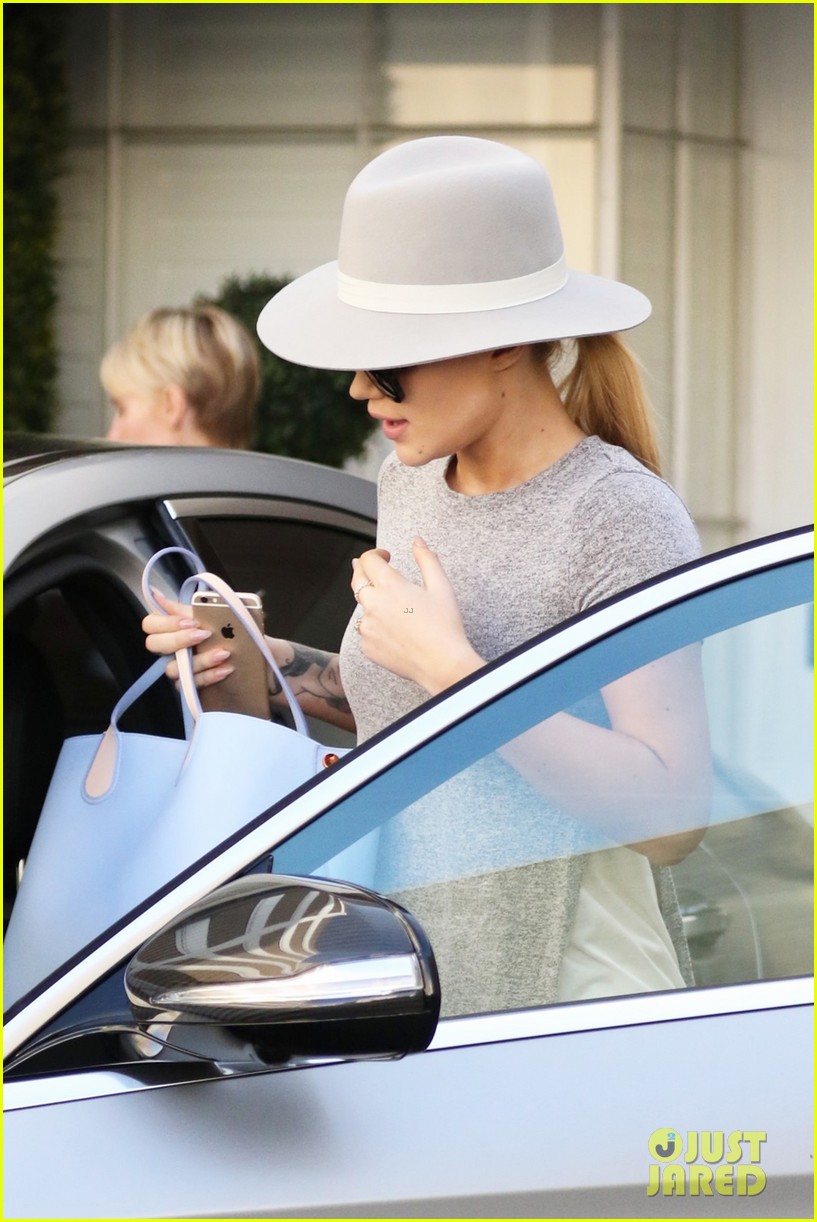 Iggy Azalea Officially Signs With WME