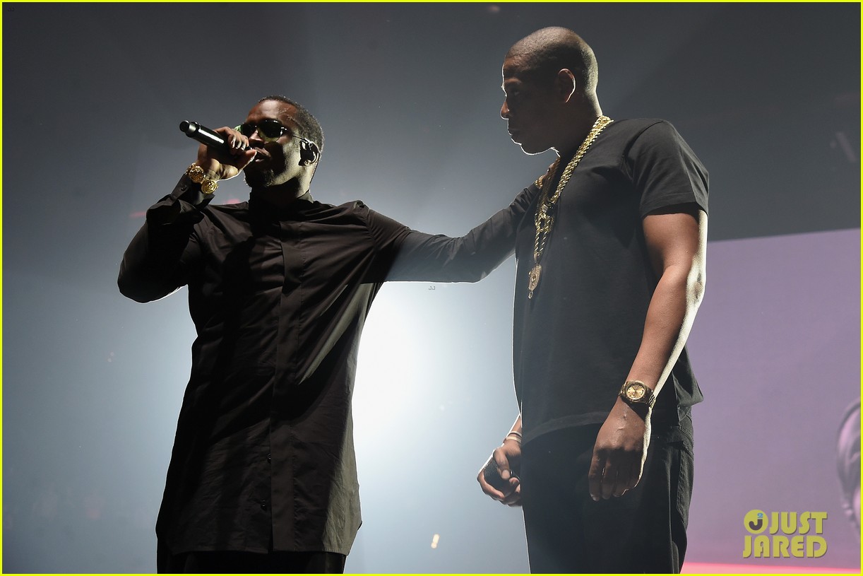 Jay Z Gives Surprise Performance at Bad Boy Reunion Show!