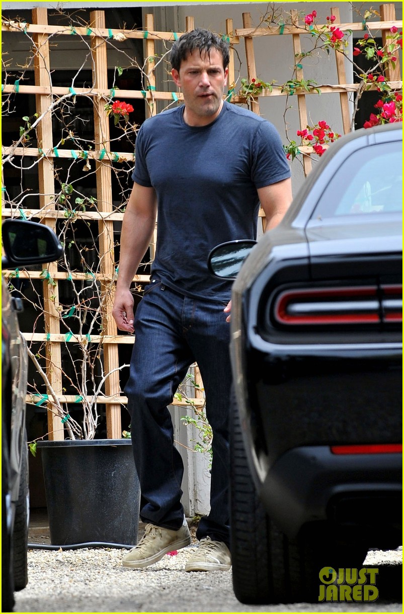 Ben Affleck Shows Off His Buff Batman Body in Tight T-Shirt