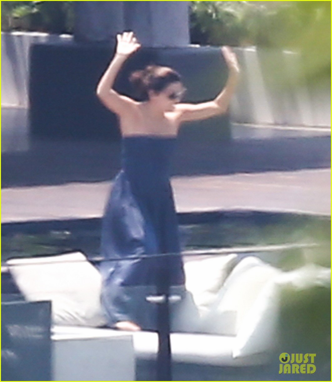 David & Victoria Beckham Dance Up a Storm at Eva Longoria's Wedding in New Video