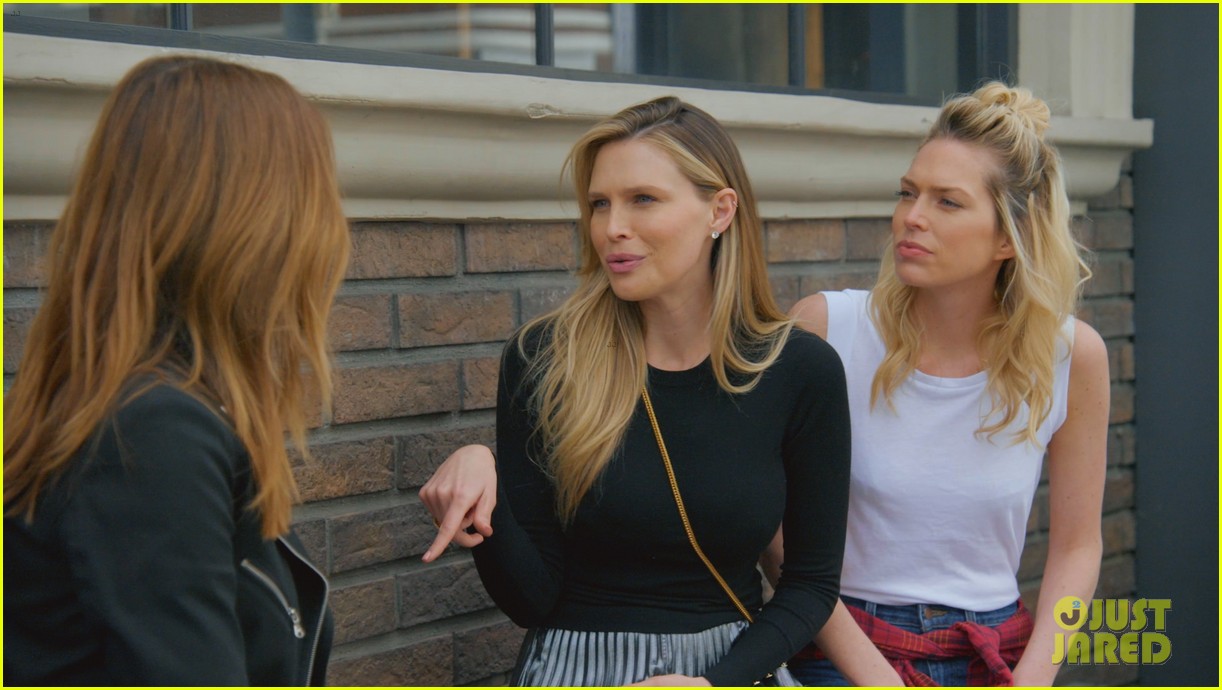 Erin & Sara Foster Talk 'Barely Famous' Season 2, Dream Guest Stars, & More (Exclusive Interview)