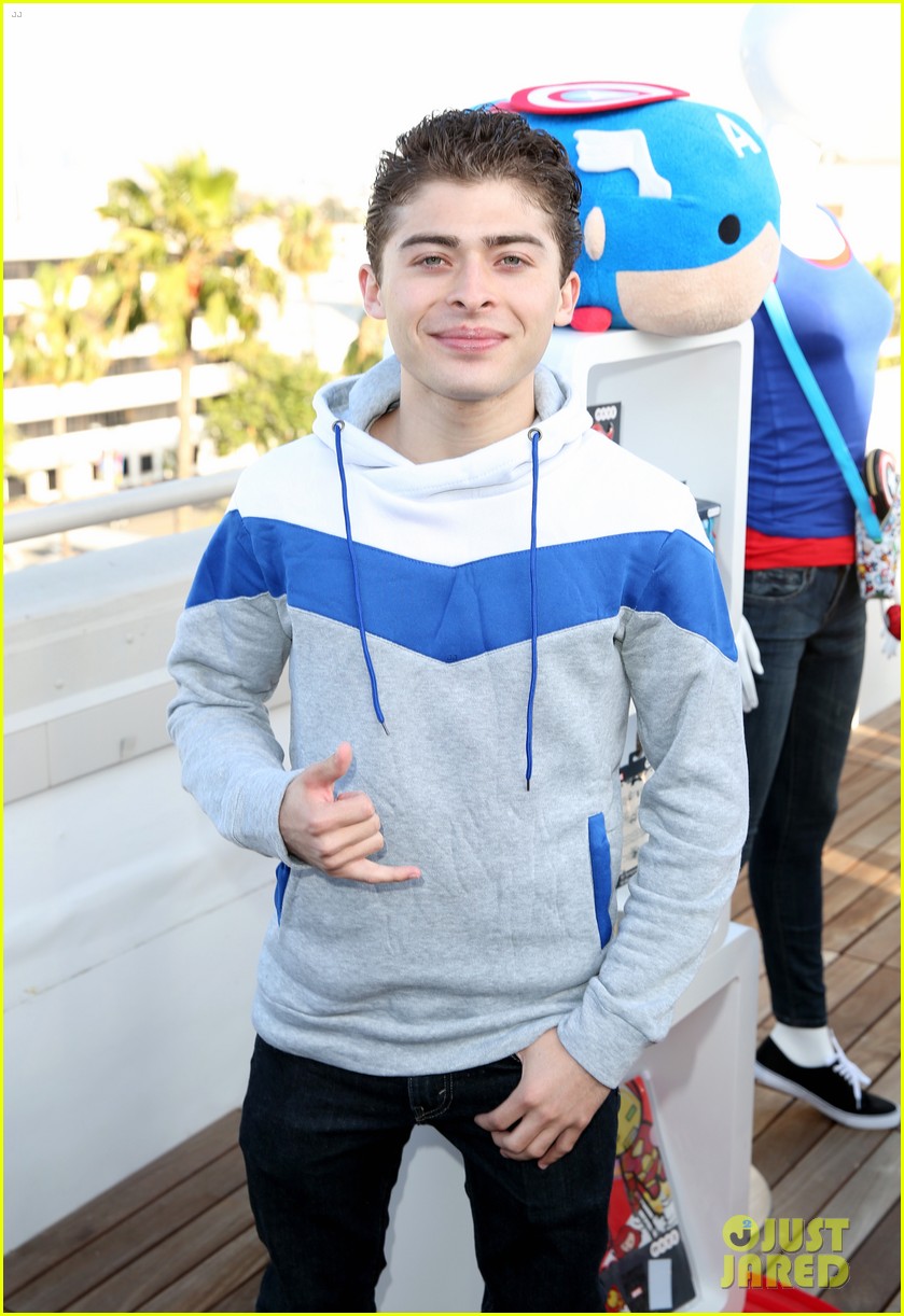 The Fosters' Hayden Byerly & Gavin MacIntosh Bring Girlfriends to JJJ's Celebration of Disney's MXYZ Collection