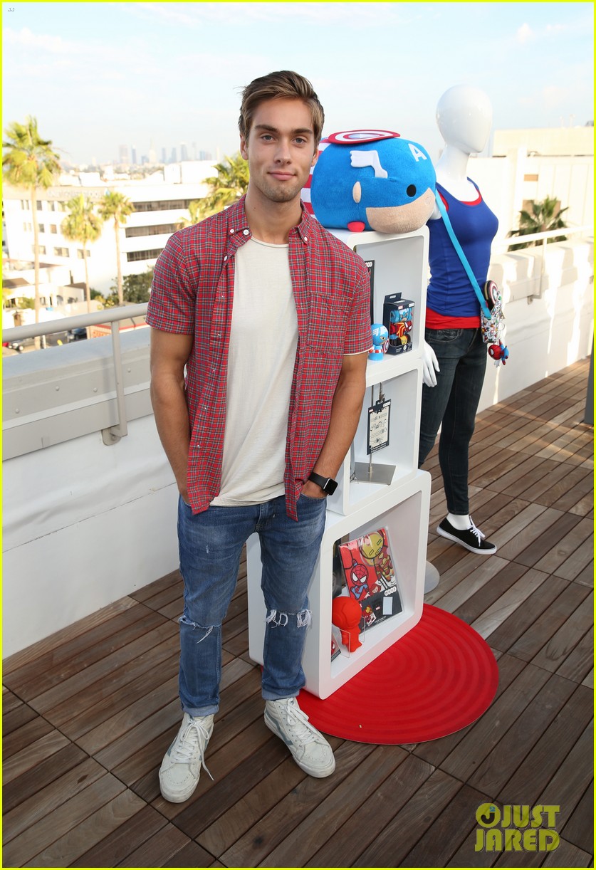 The Fosters' Hayden Byerly & Gavin MacIntosh Bring Girlfriends to JJJ's Celebration of Disney's MXYZ Collection