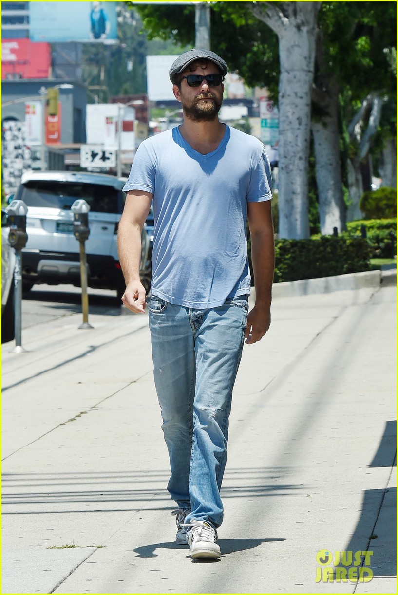 Joshua Jackson Shares a Martin Luther King, Jr. Quote on Social Media