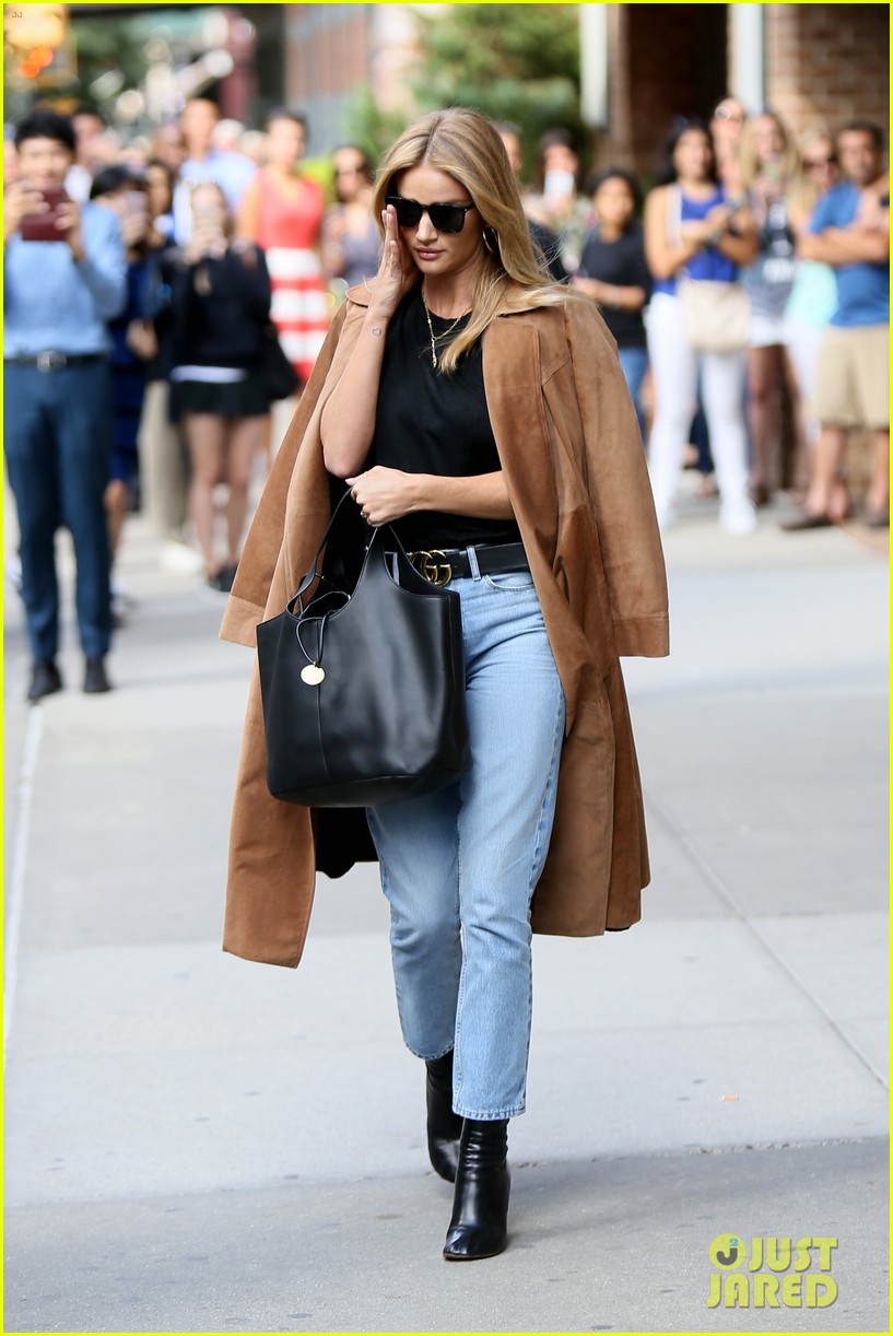 Rosie Huntington-Whiteley Will Catch a Flight to Her 'Motherland'