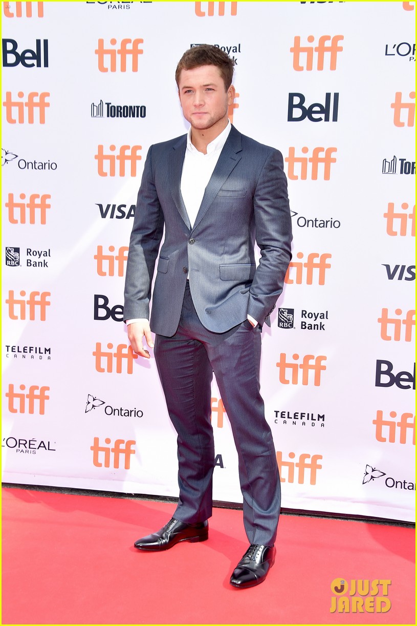 Reese Witherspoon & Matthew McConaughey Premiere 'Sing' at TIFF 2016 With Scarlett Johansson