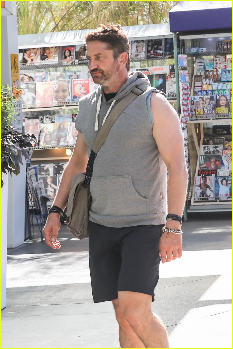 Gerard Butler Gets in SoulCycle Workout