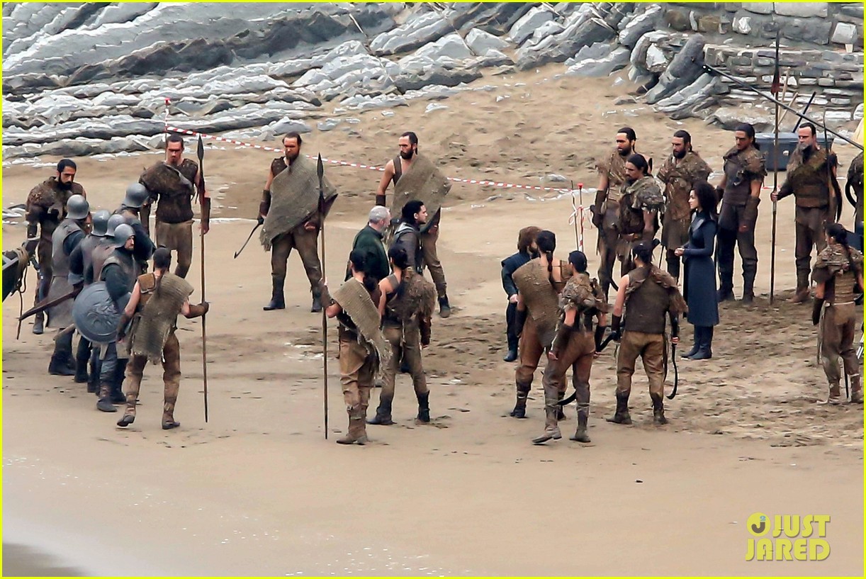 'Game of Thrones' Cast Films Beach Scene in Spain (Spoilers)
