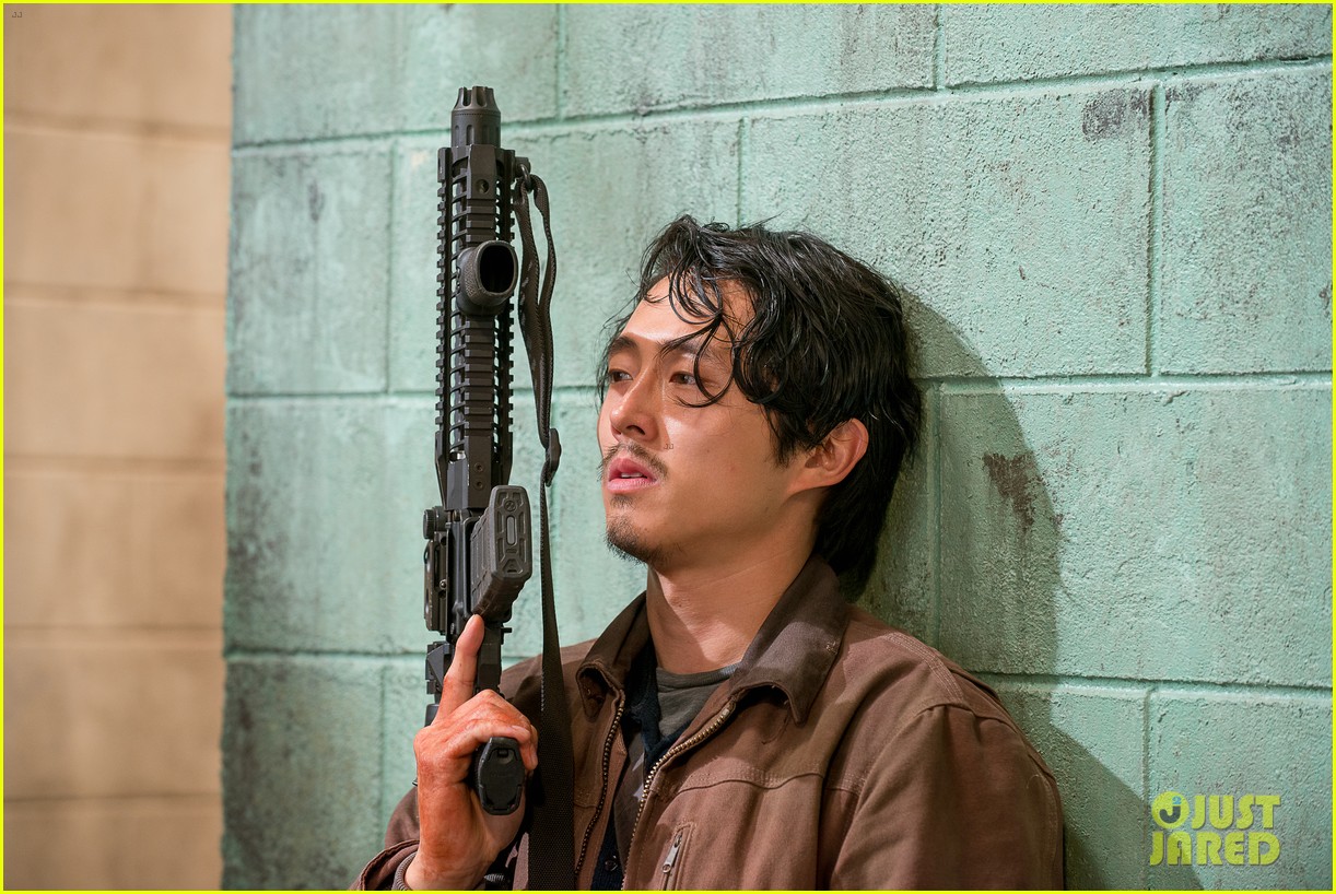 Walking Dead's Steven Yeun (aka Glenn) Says Death on the Show is 'Beautifully Terrible'