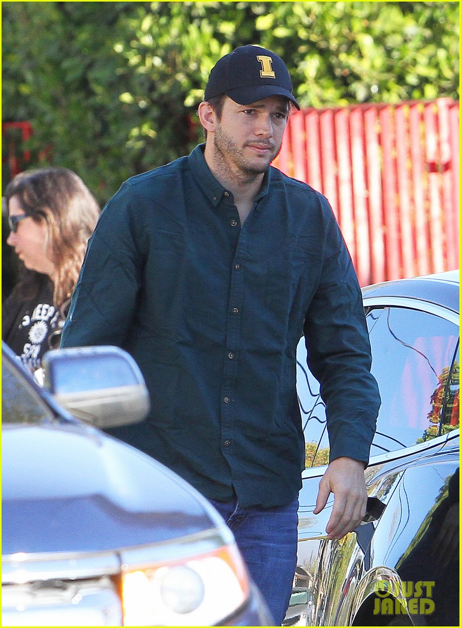 Ashton Kutcher Makes First Public Appearance After New Baby Dimitri's Birth!