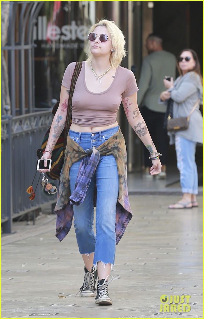 Paris Jackson Goes on Twitter Rant About Conservative Woman at Gas Station