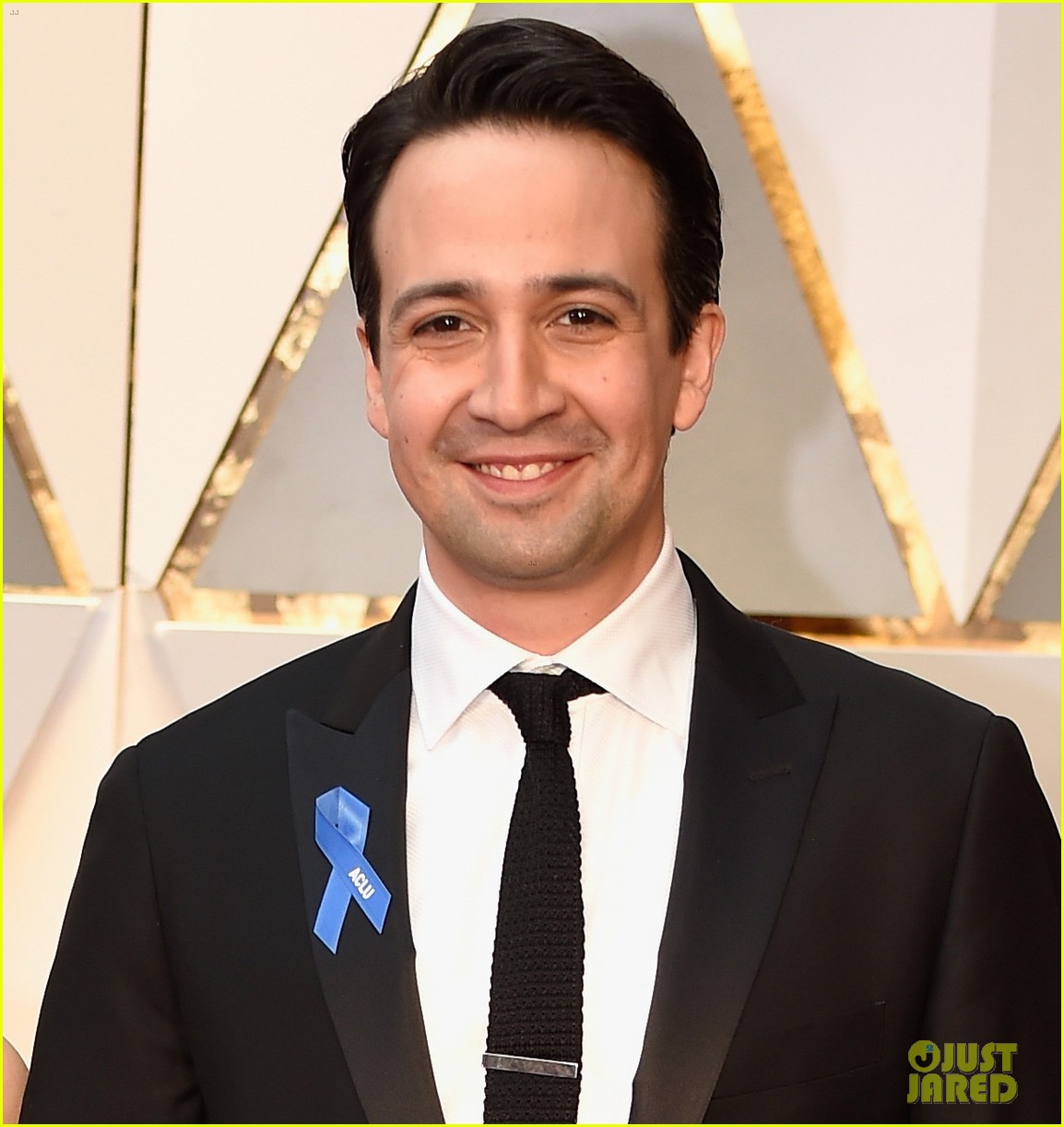 Lin-Manuel Miranda Brings His Mom as His Oscars 2017 Date