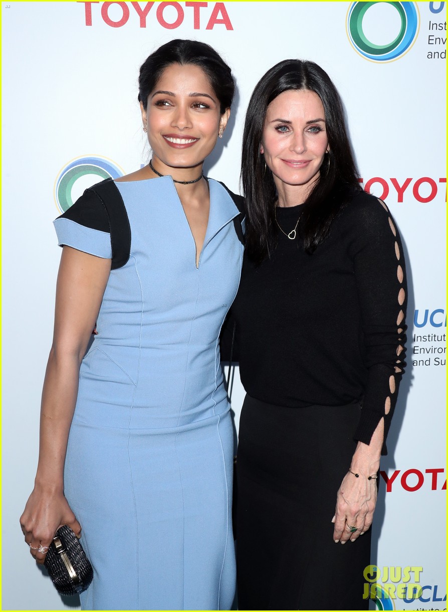 Courteney Cox & Freida Pinto Celebrate Innovators At UCLA IoES Gala 2017!