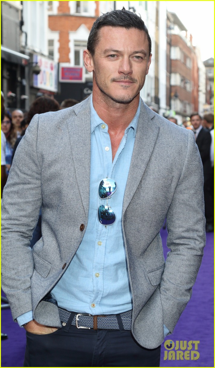 Here Are Luke Evans' Hottest Photos in One Place!