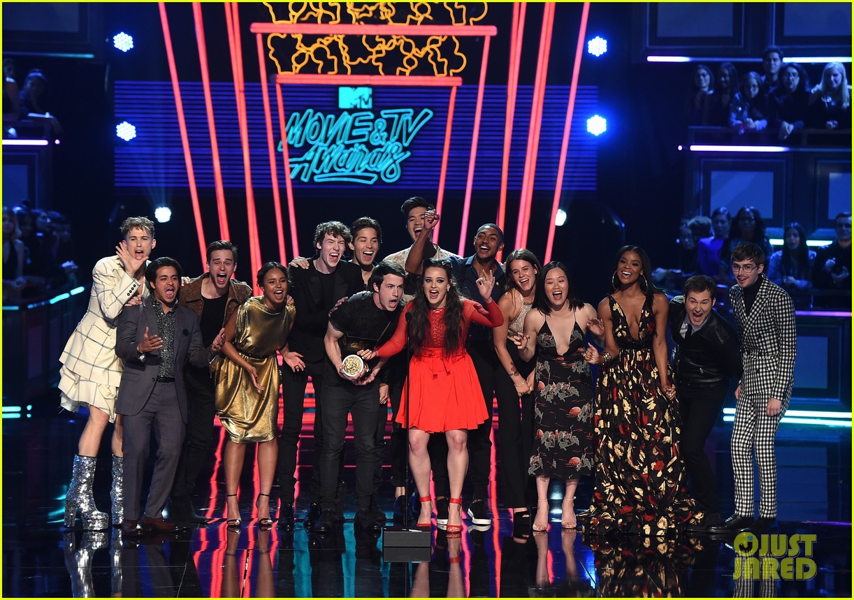 The '13 Reasons Why' Cast Presents Show of the Year at MTV Movie & TV Award 2017
