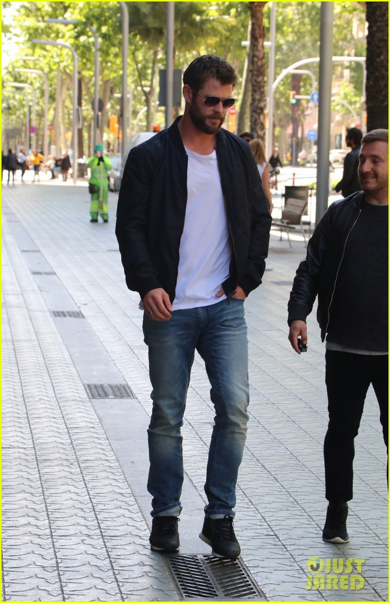 Chris Hemsworth Gives a Fun Shout Out to Wife Elsa Pataky in New Photo!