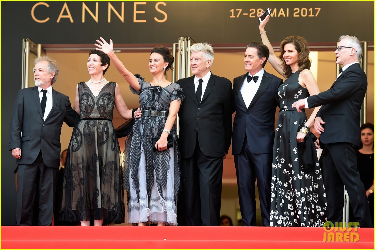 Kyle MacLachlan Joins David Lynch in Cannes for 'Twin Peaks' Premiere!