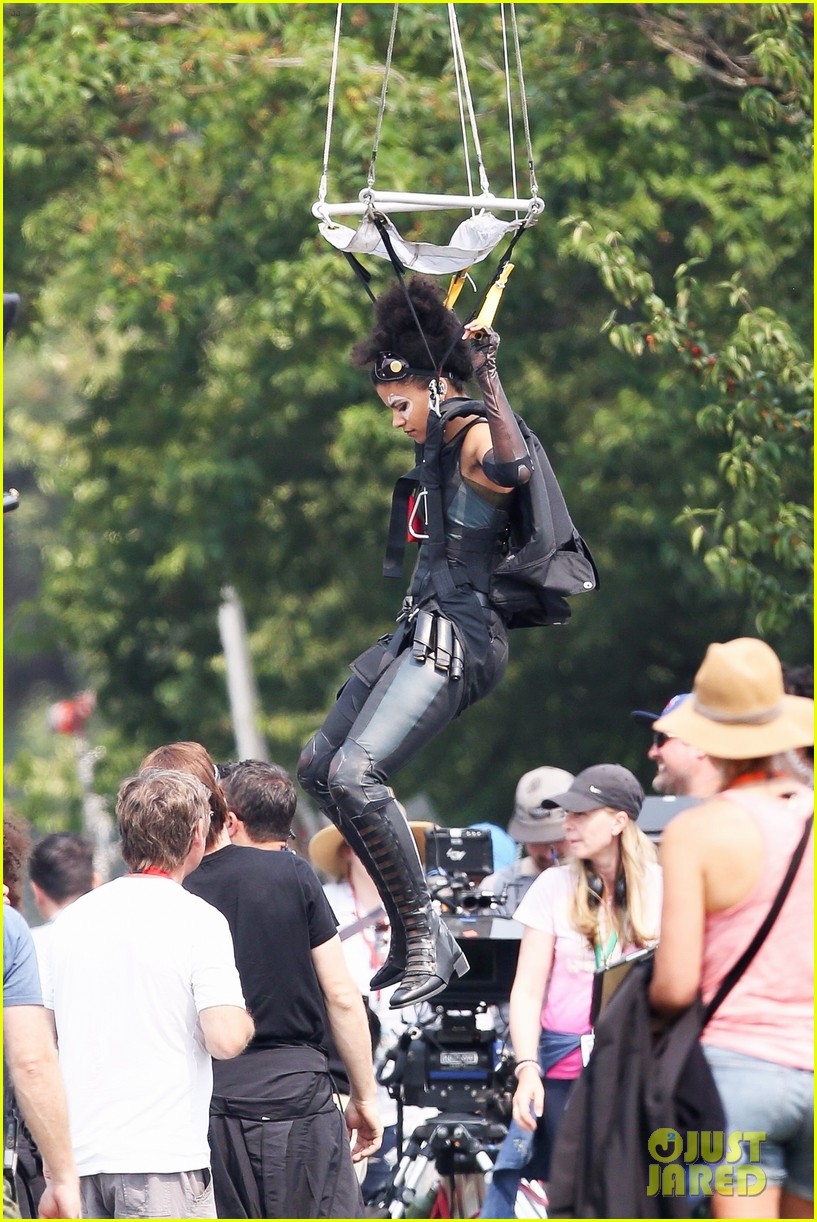 Zazie Beetz Films Her Own Stunts on 'Deadpool 2' Set!