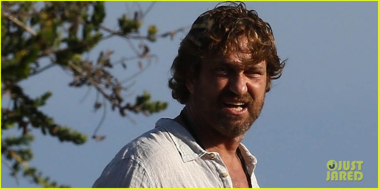 Gerard Butler Has a Night Out in Malibu