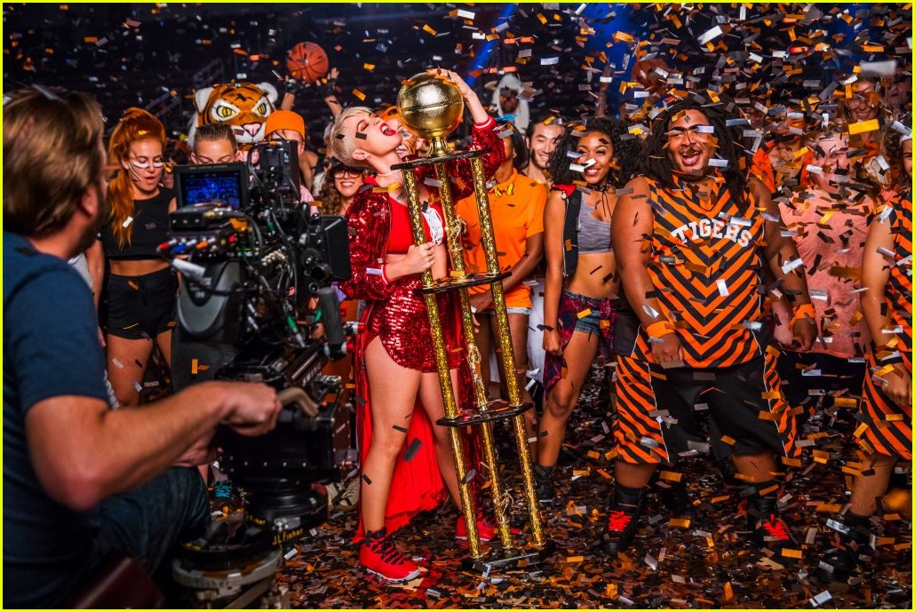 Katy Perry Drops Basketball-Themed 'Swish Swish' Video Featuring the Most Random Celebs!