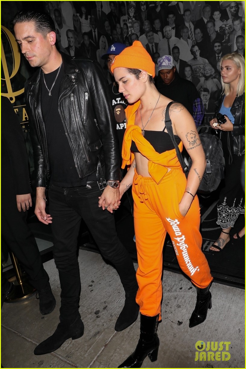 Halsey & G-Eazy Walk Hand-in-Hand on Their Date Night!