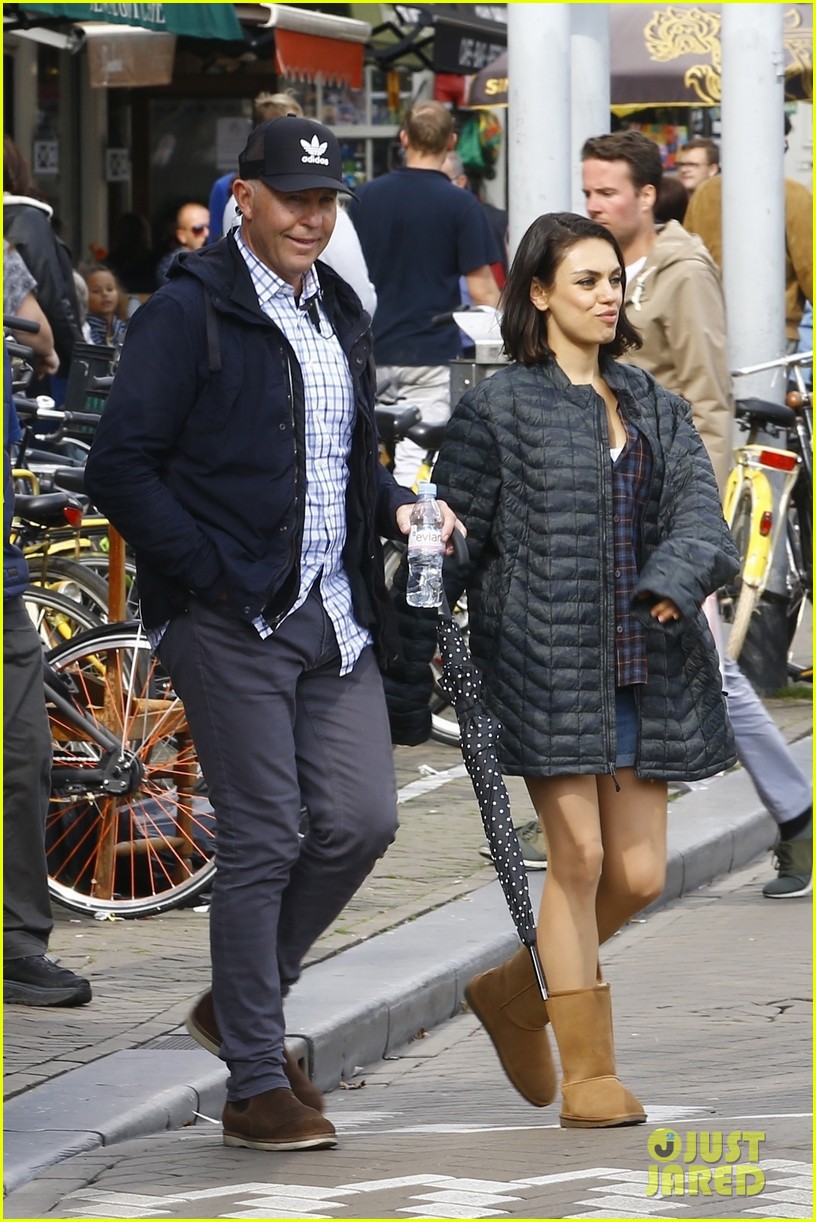 Sam Heughan Films 'Spy Who Dumped Me' Scenes in Amsterdam with Mila Kunis & Kate McKinnon!