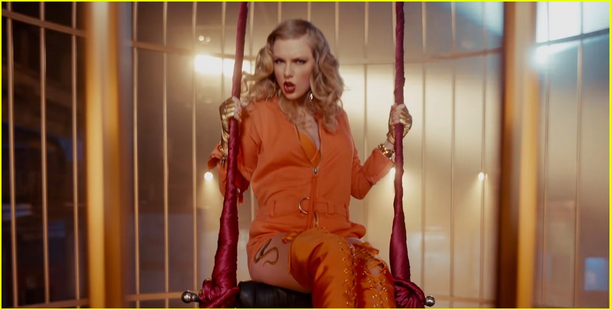 Taylor Swift's Music Video Director Says Beyonce Copied 'Bad Blood'