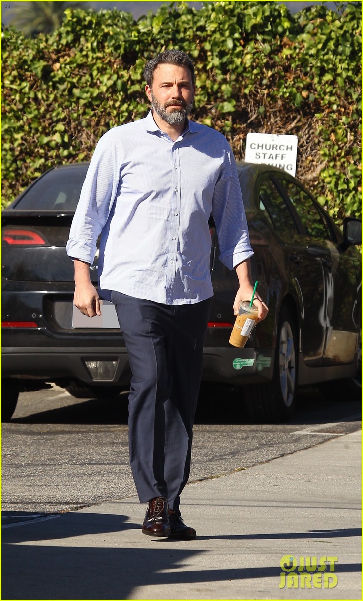 Jennifer Garner & Ben Affleck Reunite at Church