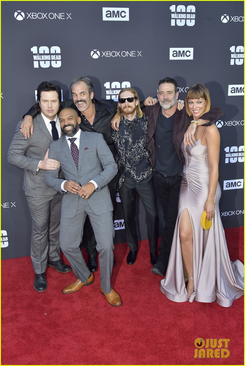 Norman Reedus, Andrew Lincoln & 'The Walking Dead' Cast Celebrate 100th Episode!