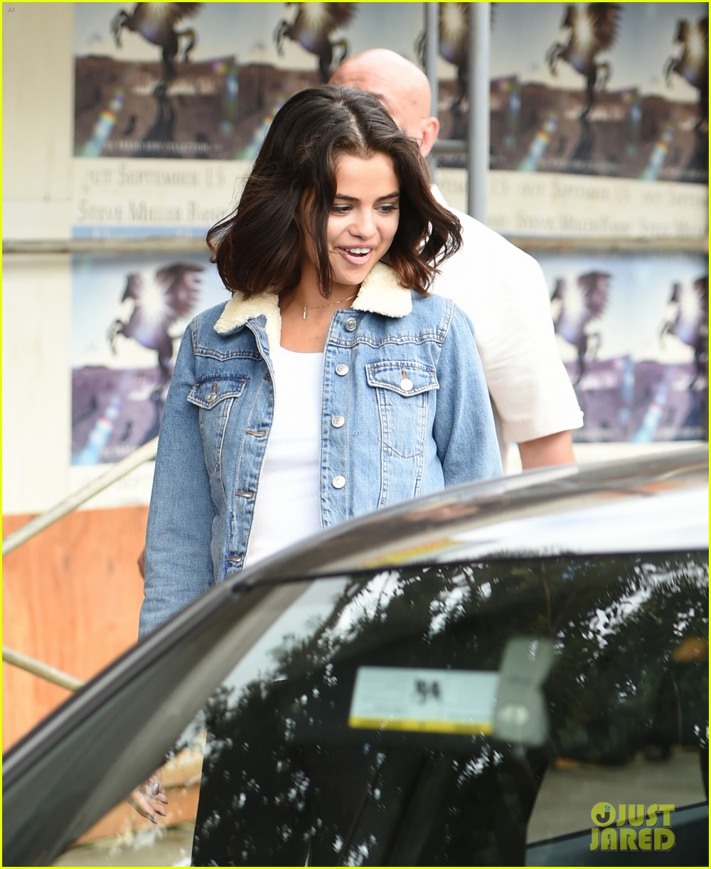 Selena Gomez Is in a Great Mood While Grabbing a Juice After Hanging Out With Justin Bieber!