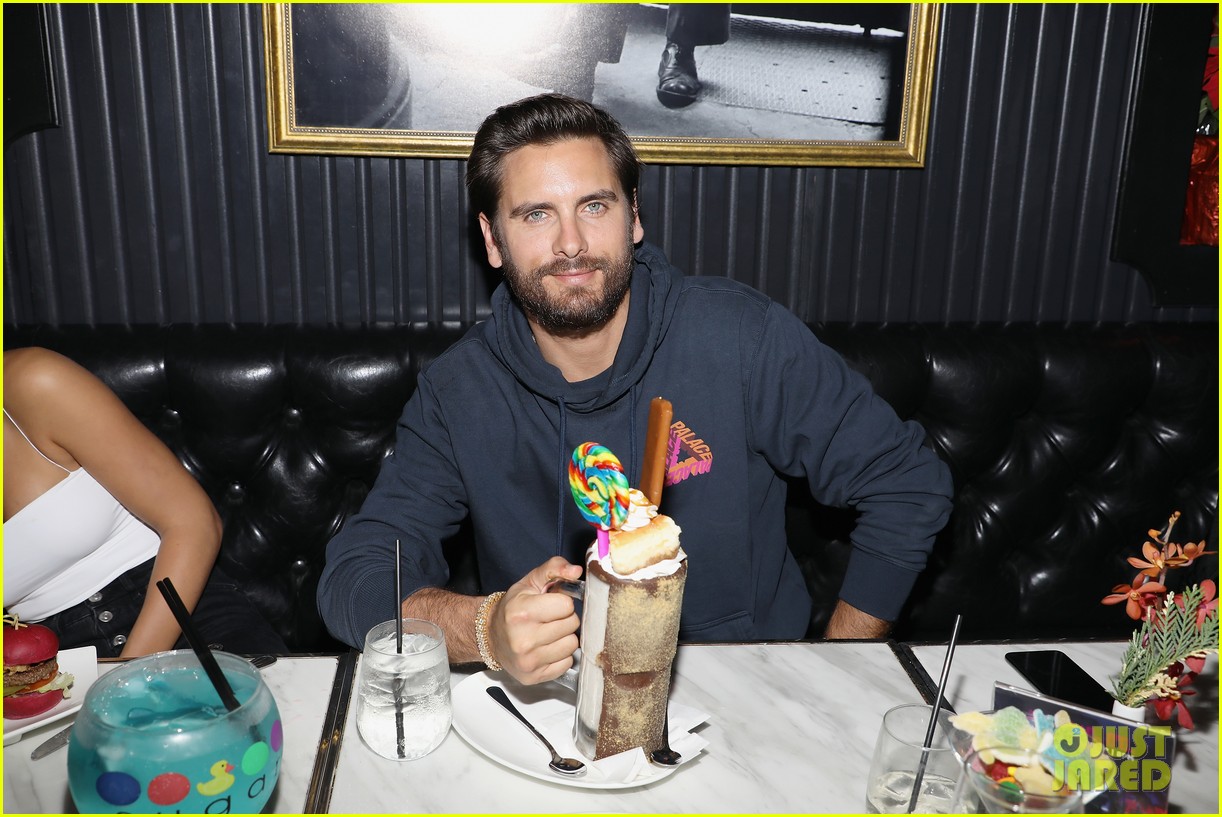 Scott Disick & Sofia Richie Kiss for the Cameras at Art Basel