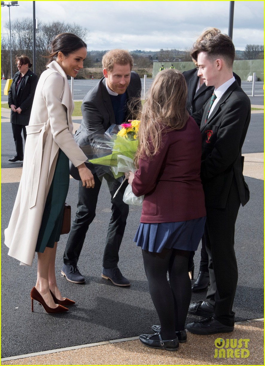 Prince Harry & Meghan Markle Make a Surprise Visit to Nothern Ireland!