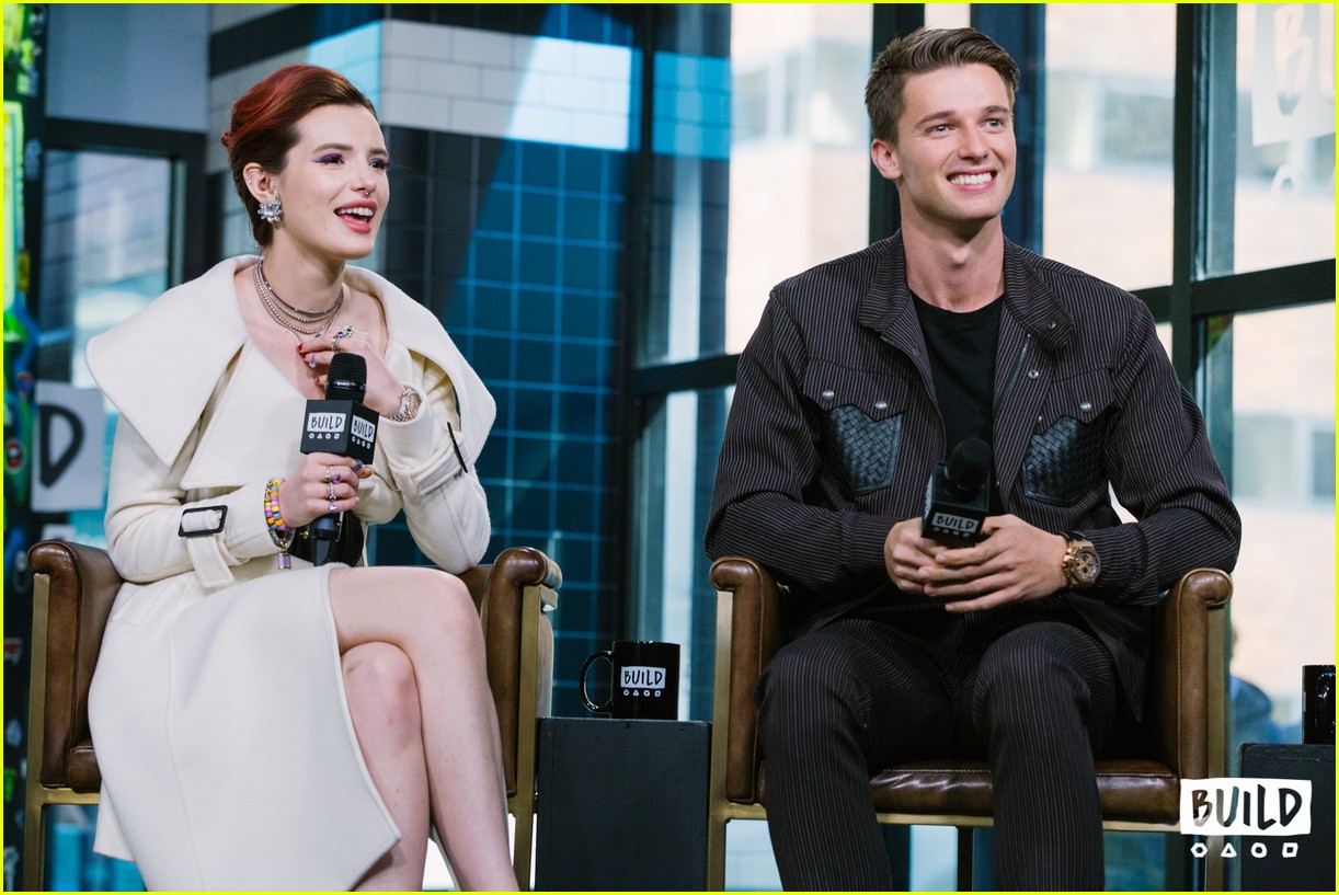 Bella Thorne Buys Out L.A. Theater to Provide a Free 'Midnight Sun' Showing!