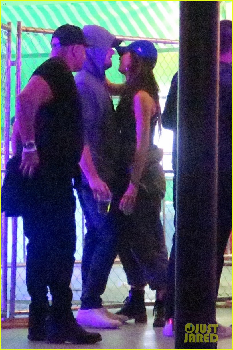 Leonardo DiCaprio & Rumored Girlfriend Camila Morrone Get Cozy at Coachella