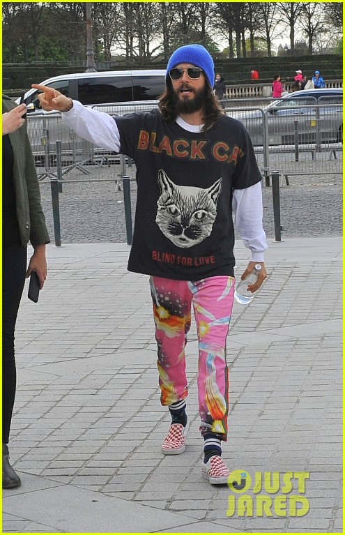 Jared Leto & Thirty Seconds to Mars Perform in Front of the Louvre in Paris!