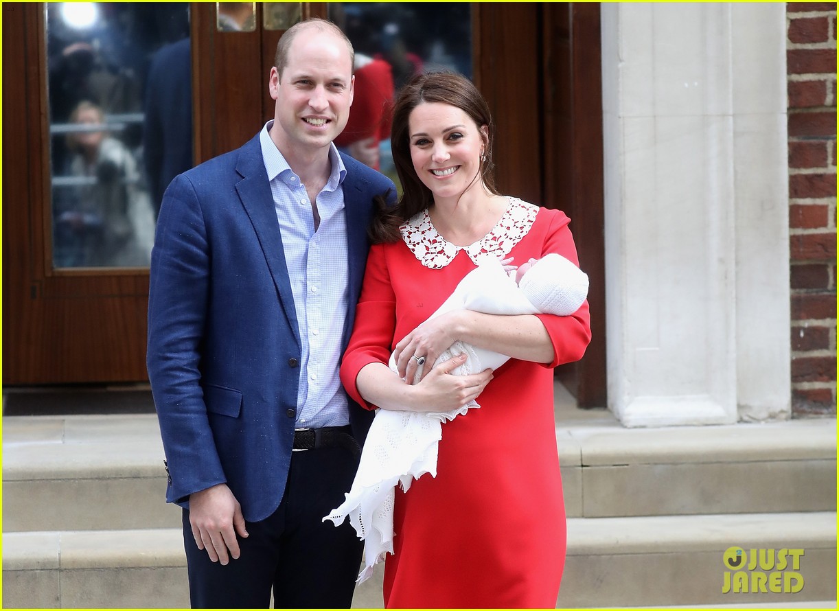 Kate Middleton Paid Tribute to Queen Elizabeth with Her Hospital Outfit