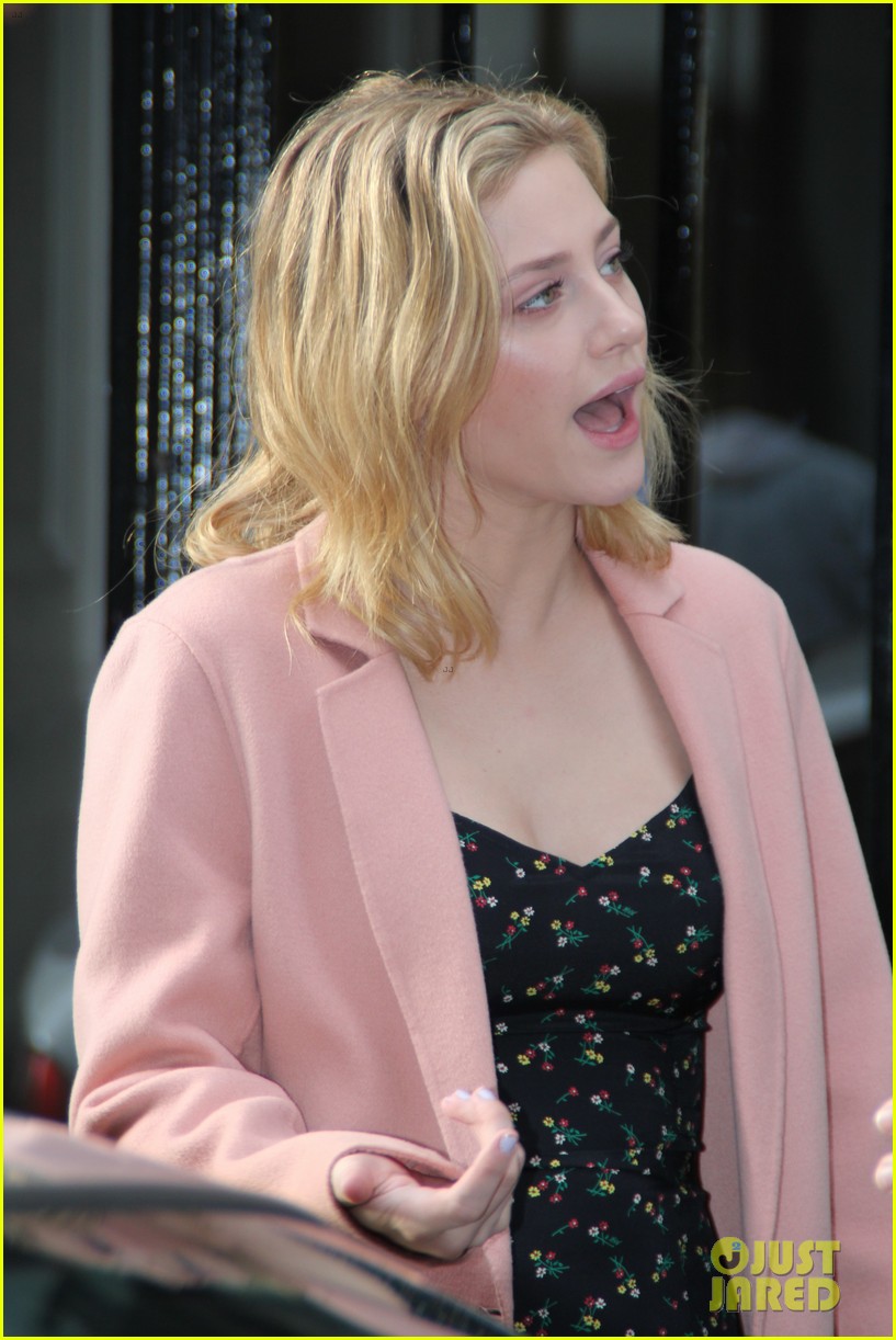 Cole Sprouse & Lili Reinhart Got So Many Gifts from Fans at RiverCon!