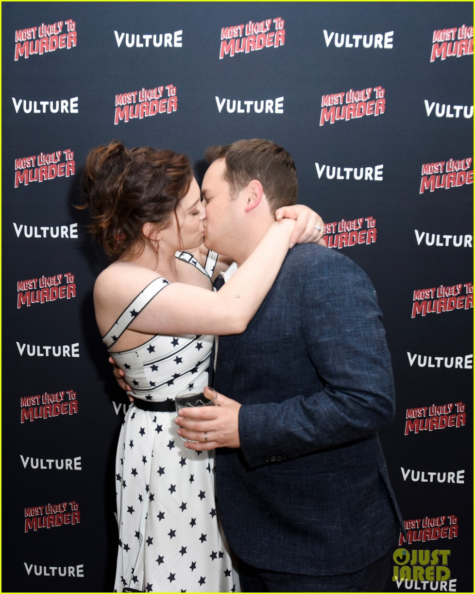 Rachel Bloom & Hubby Dan Gregor Couple Up at 'Most Likely to Murder' Screening - Watch Trailer!