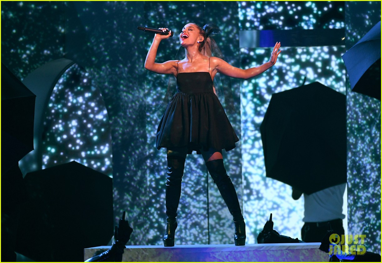 ariana grande no tears left to cry black dress Ariana Grande "No Tears Left To Cry" Live Performance At The #BBMAs 2018