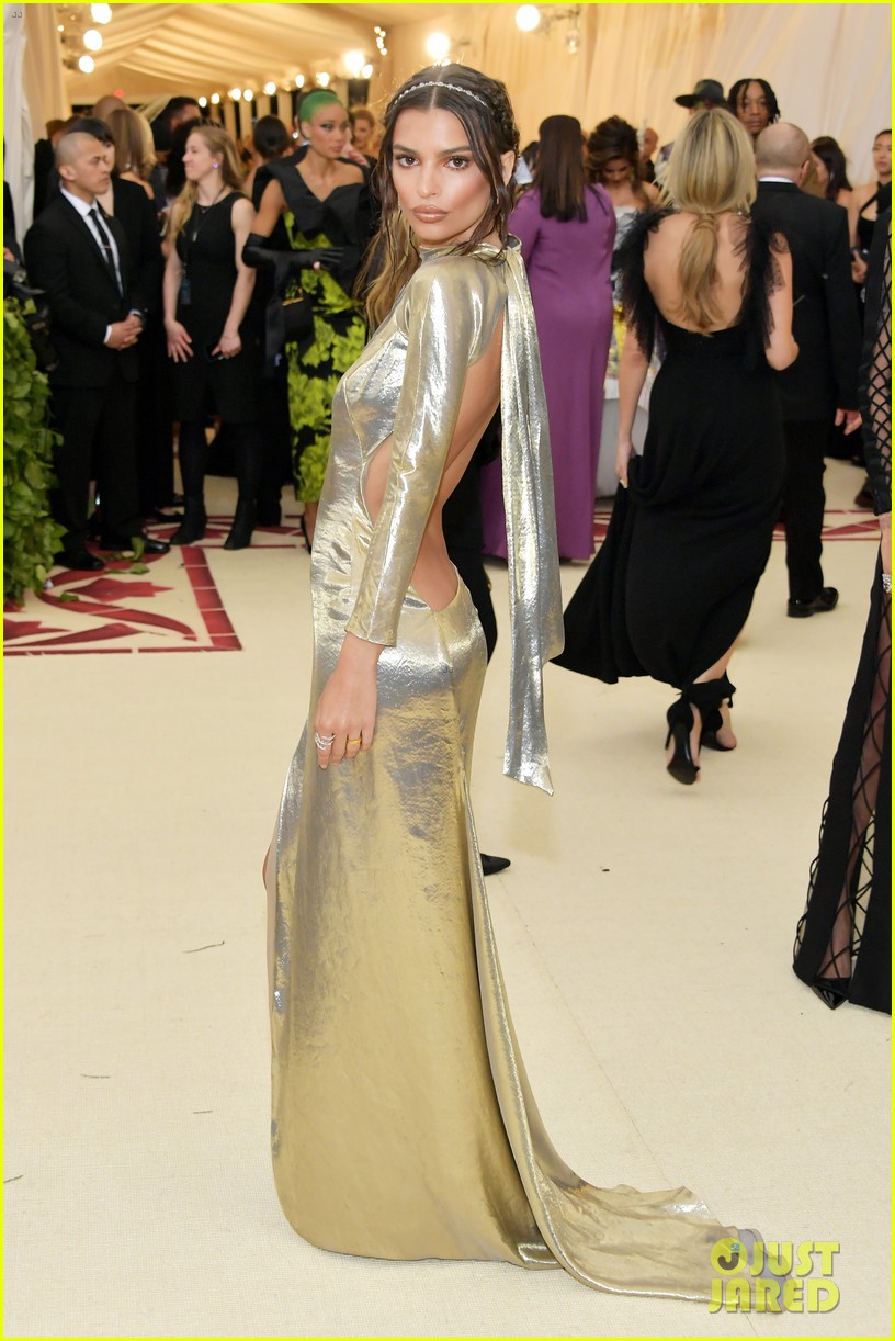 Emily Ratajkowski Looks Angelic in Sleek Gold Gown at Met Gala 2018 | Just Jared