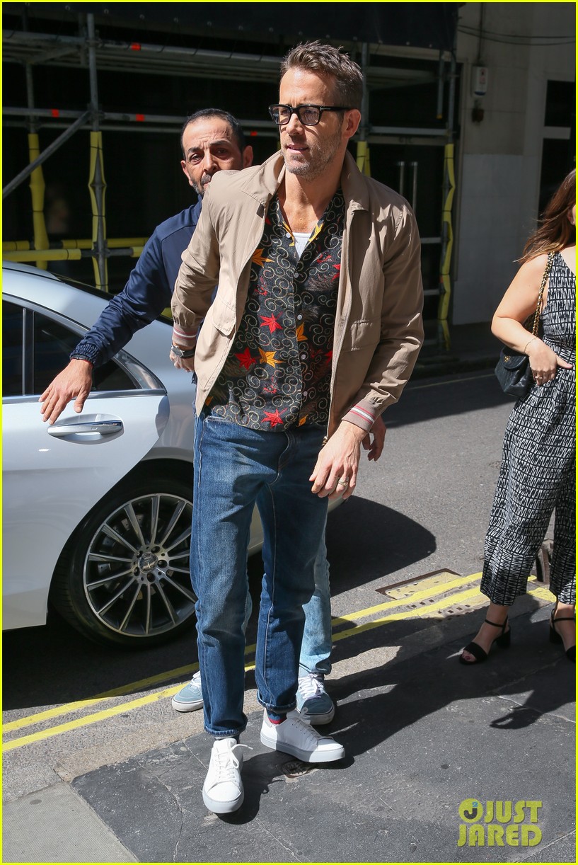 Ryan Reynolds Arrives in London Ahead of the Release of 'Deadpool 2'!