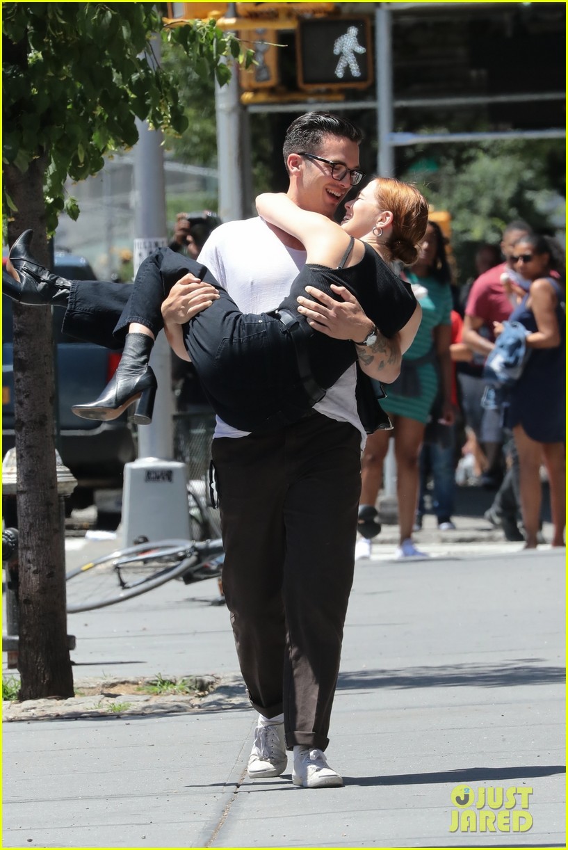 Zoey Deutch's Boyfriend Dylan Hayes Adorably Carries Her Around New York City!