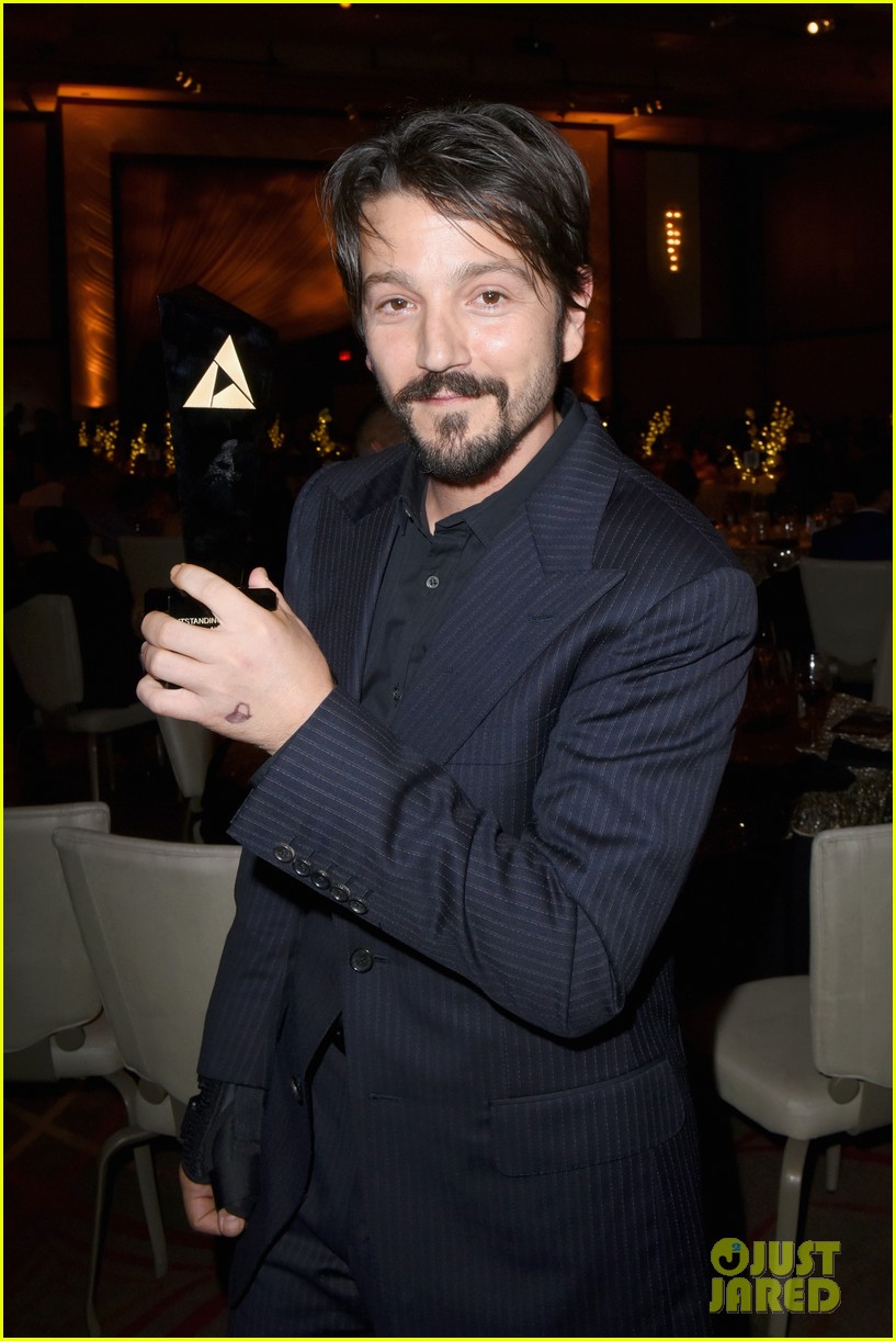 Diego Luna & Isabela Moner Step Out for NALIP Latino Media Awards 2018!