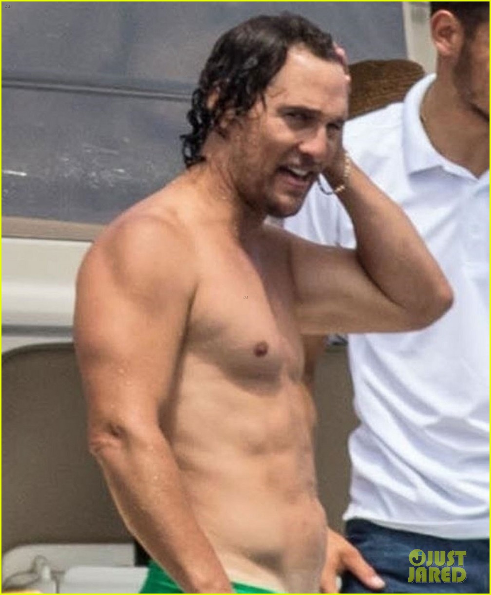 Matthew McConaughey Bares Ripped Body While Shirtless in Italy!