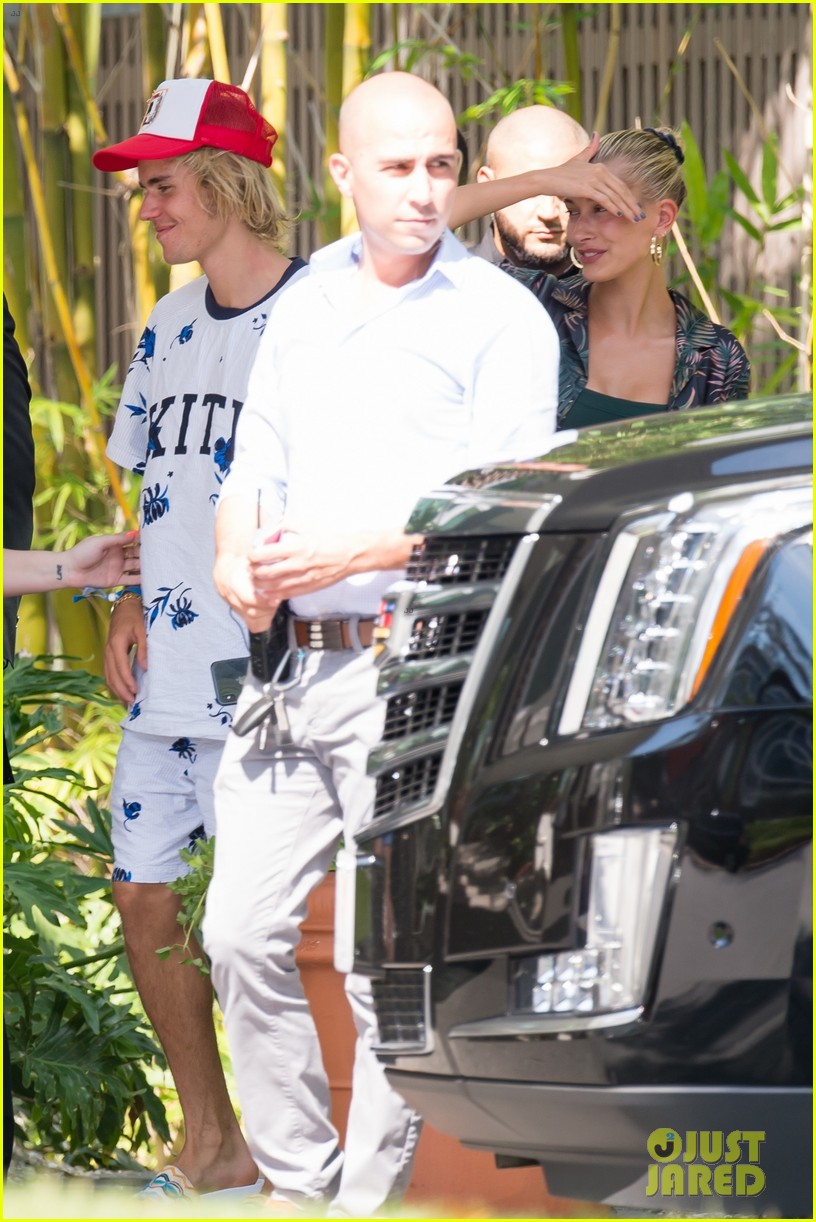 Justin Bieber Shows Off Tattooed Torso on Vacation with Fiancee Hailey Baldwin!