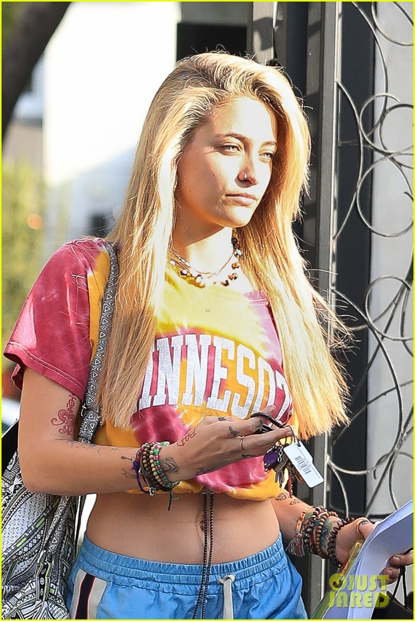 Paris Jackson Debuts New Blonde Hairdo - See the Pics!