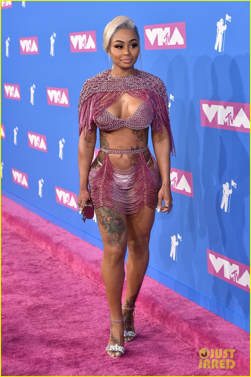 blac chyna pink dress Blac Chyna Wears See-Through Pink Chain Outfit to MTV VMAs 2018 - Just  Jared - Celebrity News and Gossip