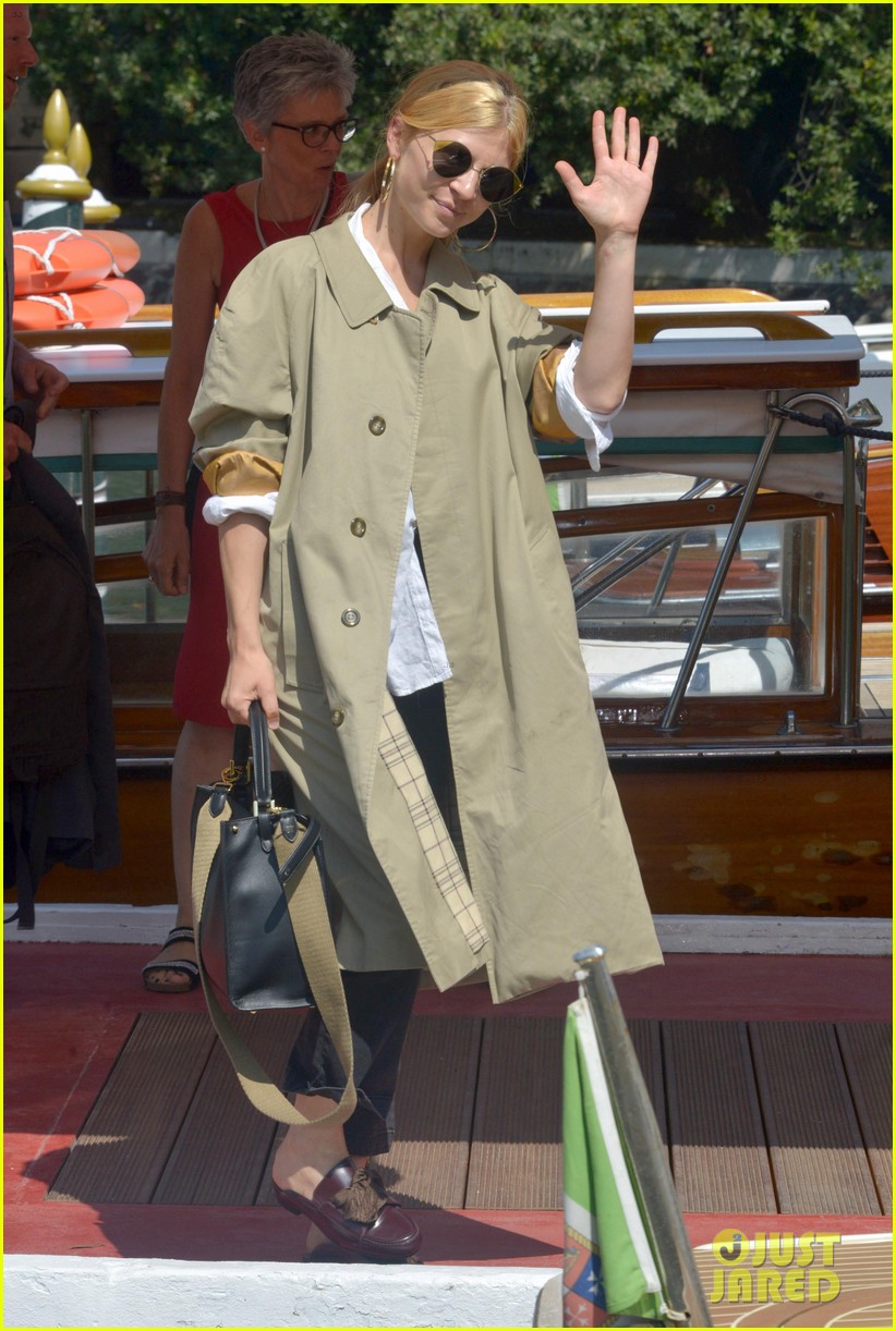 Ryan Gosling & Emma Stone Arrive for Venice Film Festival 2018