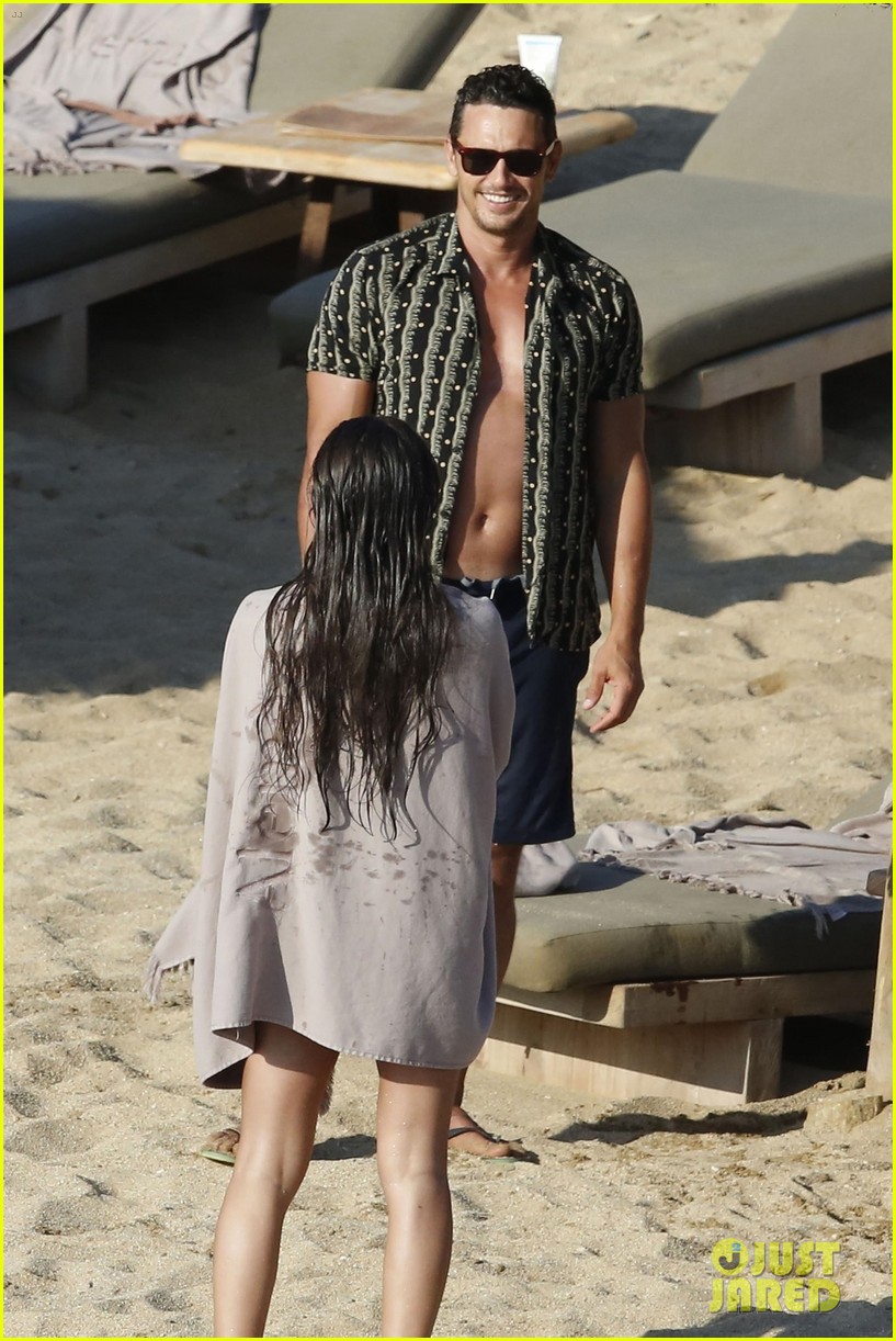 James Franco & Girlfriend Isabel Pakzad Pack on PDA During Beach Vacation